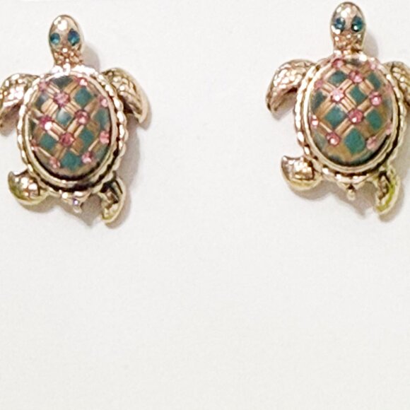 Betsey Johnson NWB Sea Excursion Turtle Stud Earrings - Picture 1 of 8